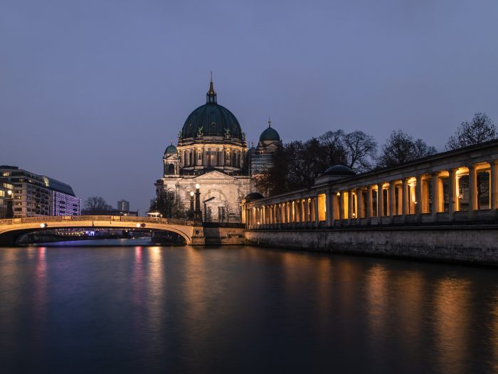berliner-dom-3873686_1920