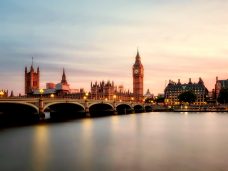 london-2393098_1920