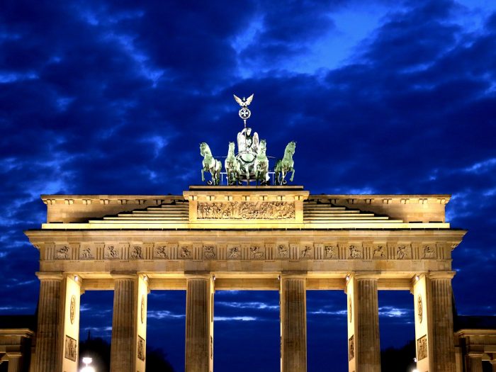 brandenburg-gate-417890_1920