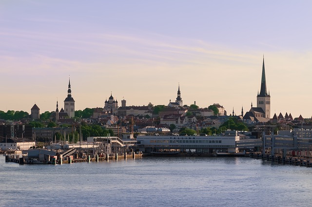 tallin-gb564295cc_640