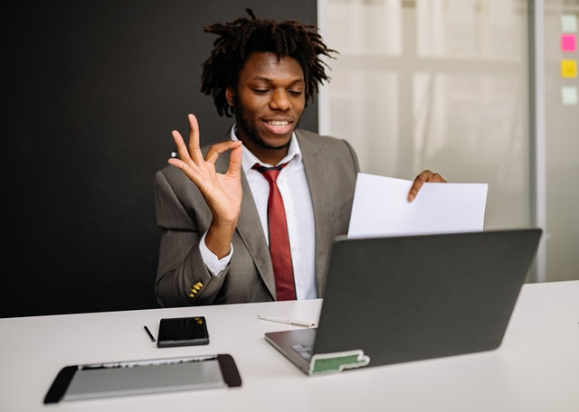 pexels-yan-krukov-7792751